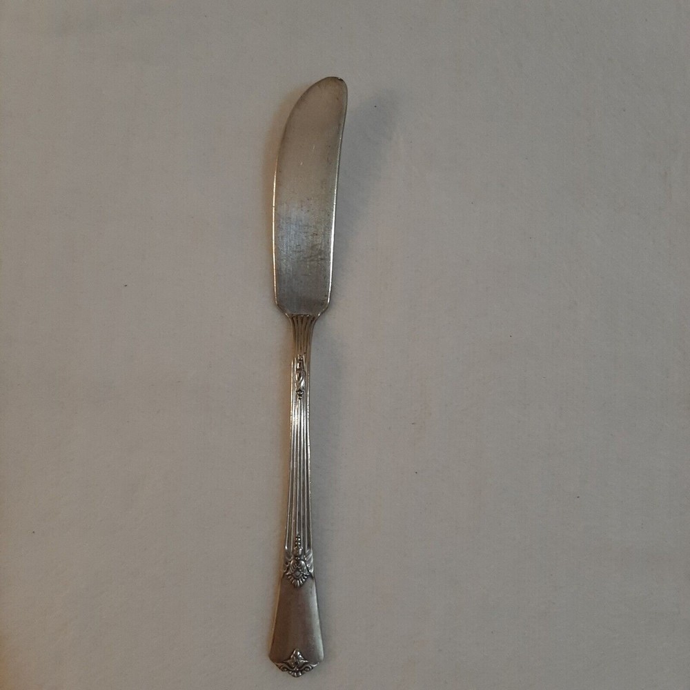 Wm Rogers Mfg. Co. Silver Plated Flatware Butter Knife Bent *NEEDS POLISHED*